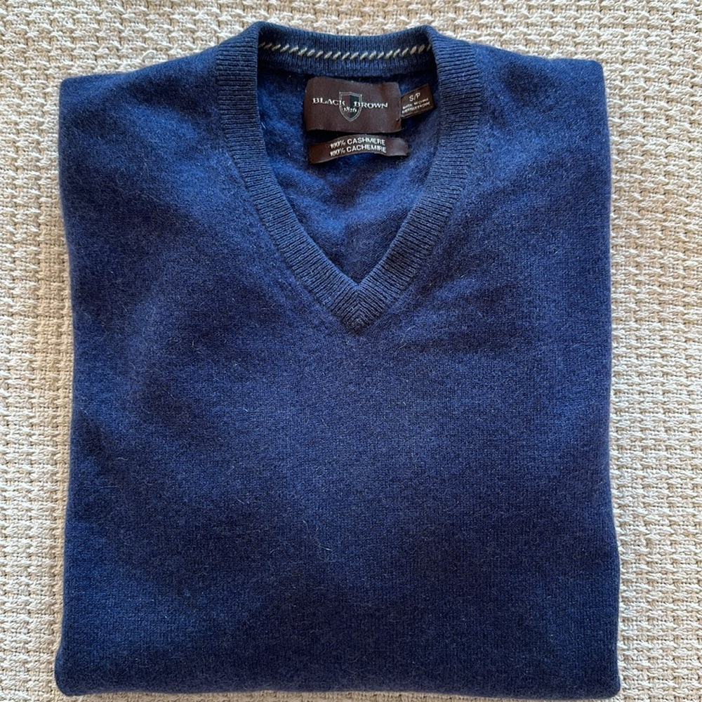 Black & Brown 100% cashmere sweater